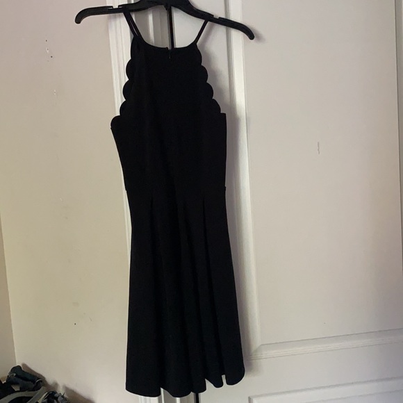 Black halter top dress - Picture 4 of 5